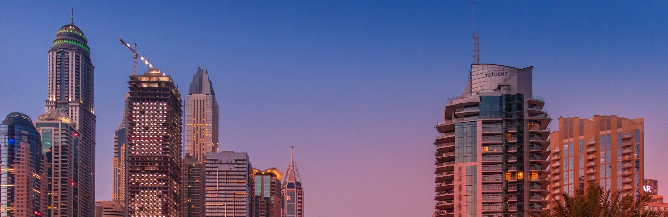 Read more about the article 4 Great Reasons Businesses Choose Dubai